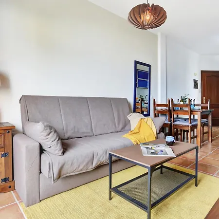 El With Two Bedrooms