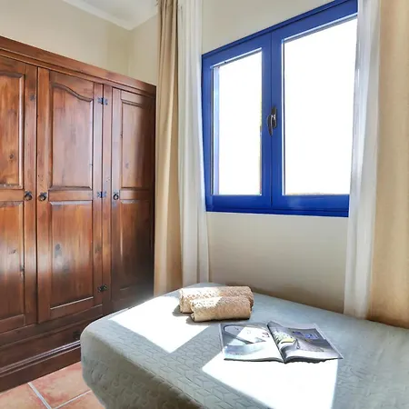 El With Two Bedrooms Апартаменты *